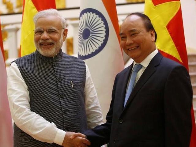 Prime Minister Narendra Modi with his Vietnamese counterpart Nguyen Xuan Phuc at the government office in Hanoi, Vietnam on Saturday. (Reuters) Prime Minister Narendra Modi with his Vietnamese counterpart Nguyen Xuan Phuc at the government office in Hanoi, Vietnam on Saturday. (Reuters)