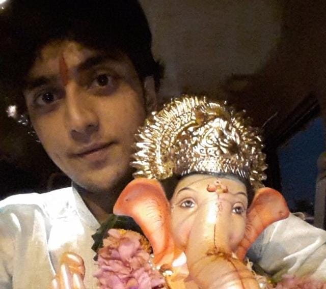 Kinshuk Vaidya loves the positive energy during the occasion of Ganesh Chathurthi . Kinshuk Vaidya loves the positive energy during the occasion of Ganesh Chathurthi .
