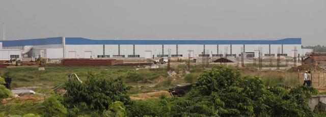 The abandoned Nano factory at Singur. (HT Photo) The abandoned Nano factory at Singur. (HT Photo)