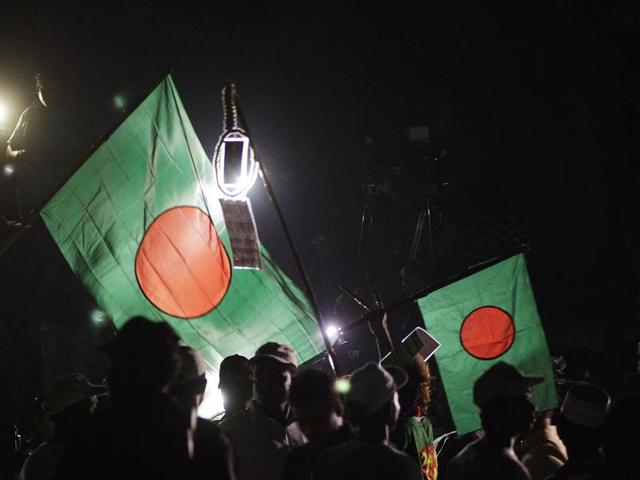 Bangladeshi activists celebrate execution of Mir Quasem Ali, leader of the Jamaat-e-Islami party, in Kashimpur Central Jail on the outskirts of Dhaka on Saturday. (AFP) Bangladeshi activists celebrate execution of Mir Quasem Ali, leader of the Jamaat-e-Islami party, in Kashimpur Central Jail on the outskirts of Dhaka on Saturday. (AFP)