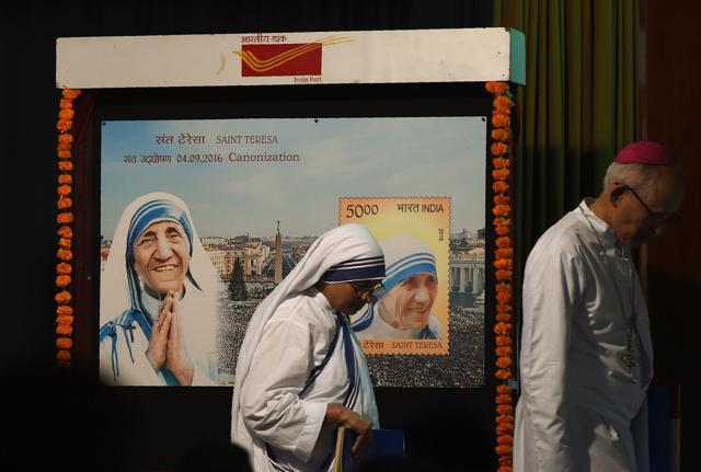 In pics: IndiaPost releases postage stamp on Mother Teresa | Latest ...