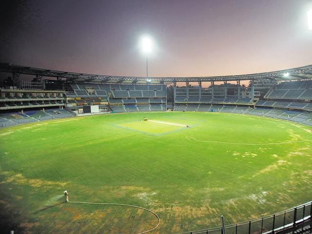 Twenty eight teams will play 124 Ranji matches at 40 venues, but the board has only 10 pitch curators.(Hemant Padalkar/HT Photo)
