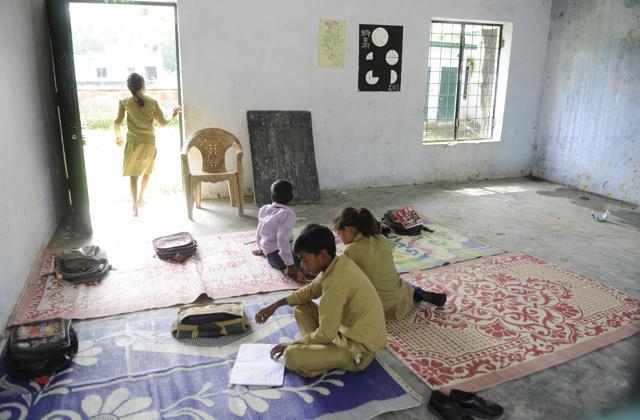 Lucknow district alone has 35 single-teacher schools out of its 1,840 government-run primary-education institutions. (Deepak Gupta/ HT photo) Lucknow district alone has 35 single-teacher schools out of its 1,840 government-run primary-education institutions. (Deepak Gupta/ HT photo)