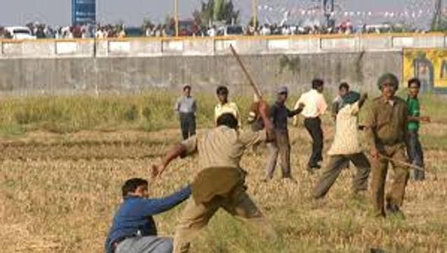 File photo of police using force to disperse agitators in front of the Nano plant. The Singur ‘victory’ came to the farmers after a long battle during which they had to face police lathis on numerous occasions. (HT Photo) File photo of police using force to disperse agitators in front of the Nano plant. The Singur ‘victory’ came to the farmers after a long battle during which they had to face police lathis on numerous occasions. (HT Photo)