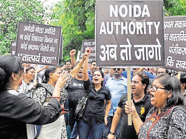 Despite increased awareness about homebuyer rights, developers continue to flout housing rules with impunity. (Burhaan Kinu) Despite increased awareness about homebuyer rights, developers continue to flout housing rules with impunity. (Burhaan Kinu)