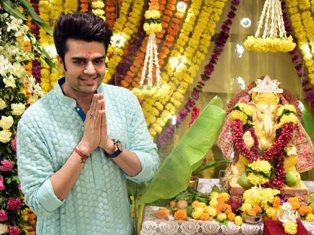 Manish Paul also celebrated Ganesh Chaturthi at his house in Mumbai. (AFP) Manish Paul also celebrated Ganesh Chaturthi at his house in Mumbai. (AFP)