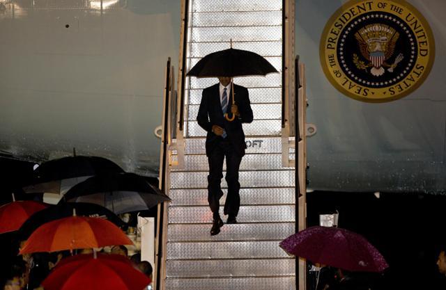 US President Barack Obama walks down the steps from Air Force One upon his arrival at Wattay International Airport in Vientiane, Laos on September 5. (AP) US President Barack Obama walks down the steps from Air Force One upon his arrival at Wattay International Airport in Vientiane, Laos on September 5. (AP)