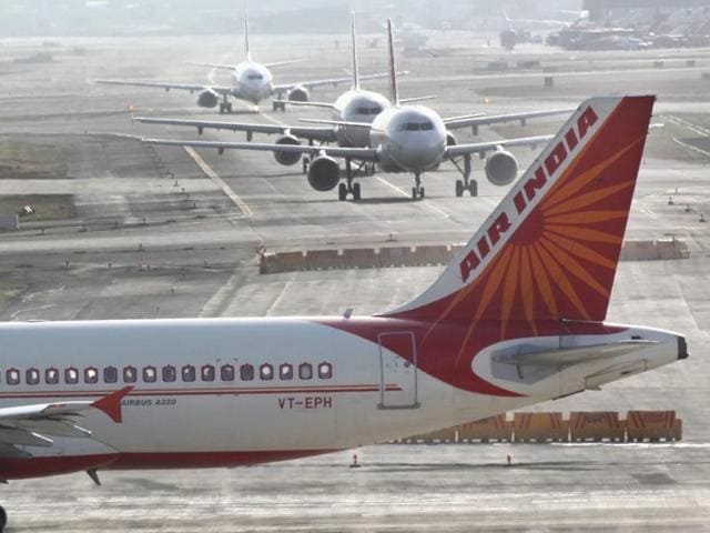 Flights were delayed and cancelled due to absence of pilots. (HT Photo) Flights were delayed and cancelled due to absence of pilots. (HT Photo)