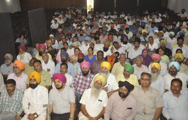 At Chhotepur’s public meet in Jalandhar on Wednesday. (HT Photo)