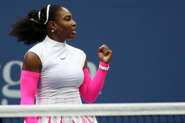 Serena Williams of the United States celebrates after winning match point against Yarolslava Shvedova. (AFP Photo) Serena Williams of the United States celebrates after winning match point against Yarolslava Shvedova. (AFP Photo)