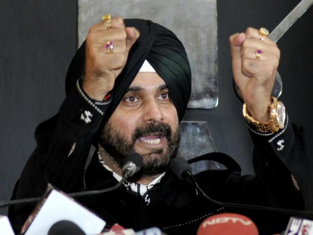 On Kejriwal, Sidhu said: “Kejriwal ji tweeted about meeting with me, but he said half truth. Let me complete it.” (Ravi Kumar/HT Photo)
