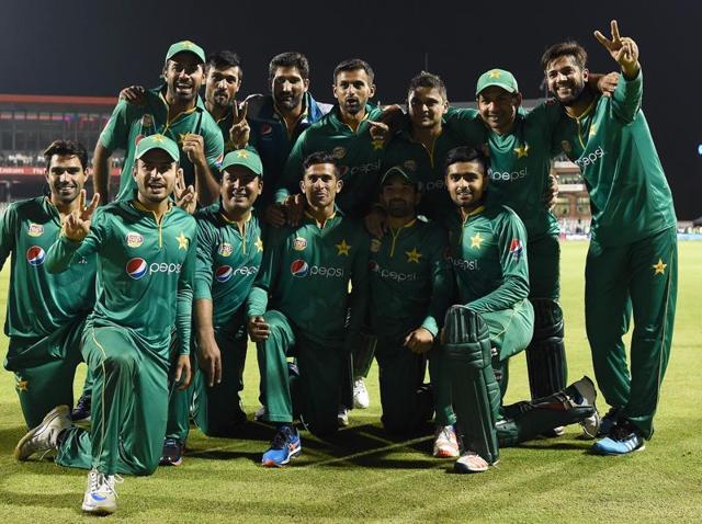 Pakistan's players celebrate after winning the one-off T20 match against England at The Emirates Old Trafford, on September 7, 2016. (AFP) Pakistan's players celebrate after winning the one-off T20 match against England at The Emirates Old Trafford, on September 7, 2016. (AFP)