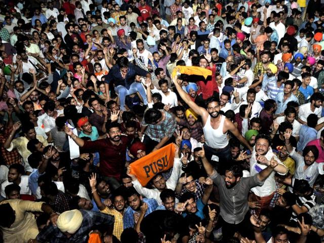 Celebrations by the PUSU alliance on PU campus. (Ravi Kumar/HT Photo)