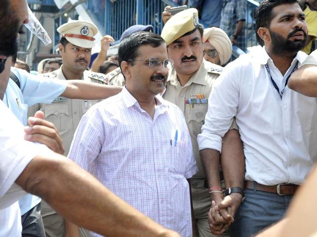 Delhi chief minister Arvind Kejriwal at the Ludhiana railway station on Thursday. (Gurminder Singh/HT) Delhi chief minister Arvind Kejriwal at the Ludhiana railway station on Thursday. (Gurminder Singh/HT)