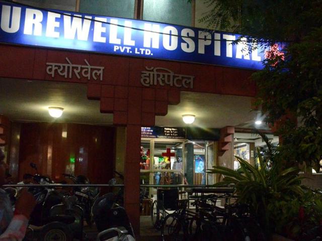 The Curewell Hospital in Indore has been closed temporarily on the orders of collector P Narahari after an air compressor exploded in the hospital’s general ward on Monday, injuring 12 people.(Arun Mondhe/ HT)