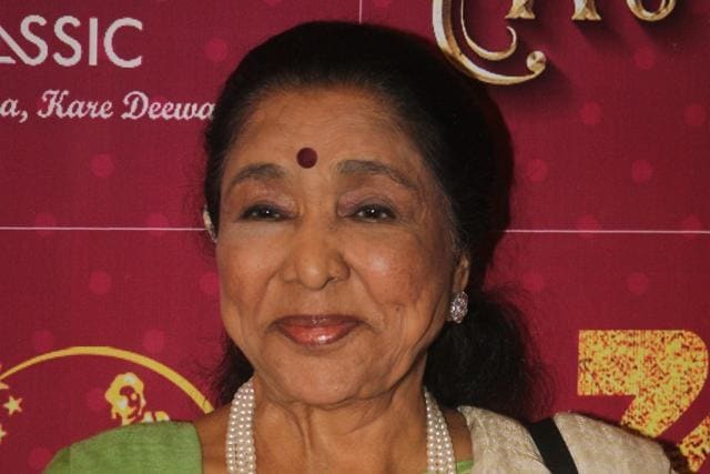 Asha Bhosle Knows Who Will Be The Best Actress To Play Her In A Biopic Hindustan Times Asha bhosle (hindi) by chin2 bhosle, released 05 june 2015 sooni rahein gungunaye teri yaadon mein woh beheke se nain pukaare baby i'm coming home jahan hawa ke jhokon mein saans bhi tham jaaye tere pyaar mein kho jaye bas sang tere ye pal jo dhal jaaye sapno ki jannat hai ye.