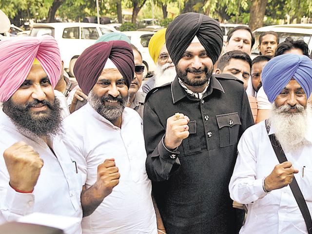 From left: Awaaz-e-Punjab leaders Simarjit Bains, Pargat Singh, Navjot Singh Sidhu and Balwinder Bains after a press conference in Chandigarh on Thursday. (Ravi Kumar/HT Photo) From left: Awaaz-e-Punjab leaders Simarjit Bains, Pargat Singh, Navjot Singh Sidhu and Balwinder Bains after a press conference in Chandigarh on Thursday. (Ravi Kumar/HT Photo)