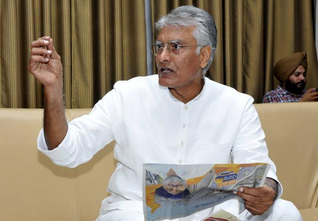 Sunil Jakhar during a press conference at the assembly in Chandigarh on Friday. (Keshav Singh/HT Photo) Sunil Jakhar during a press conference at the assembly in Chandigarh on Friday. (Keshav Singh/HT Photo)