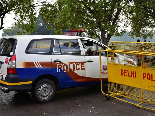 In a first, Delhi Police launches 5 all-women PCR vans to boost safety |  Latest News Delhi - Hindustan Times