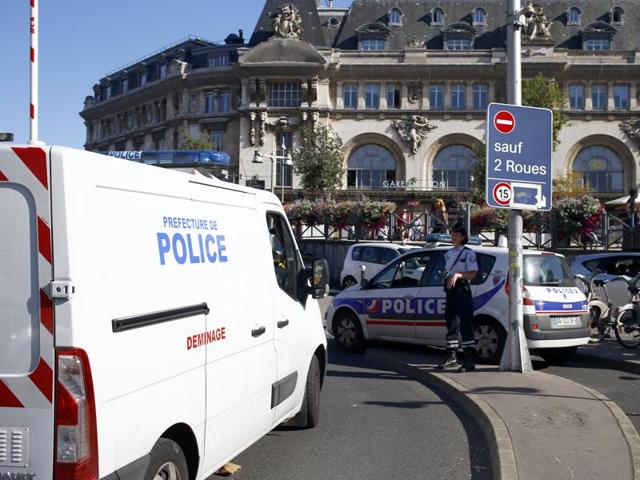 A police bomb disposal van arrives at the Gare de Lyon railway station in Paris, France, following the discovery of a suspect package. (AP Photo) A police bomb disposal van arrives at the Gare de Lyon railway station in Paris, France, following the discovery of a suspect package. (AP Photo)