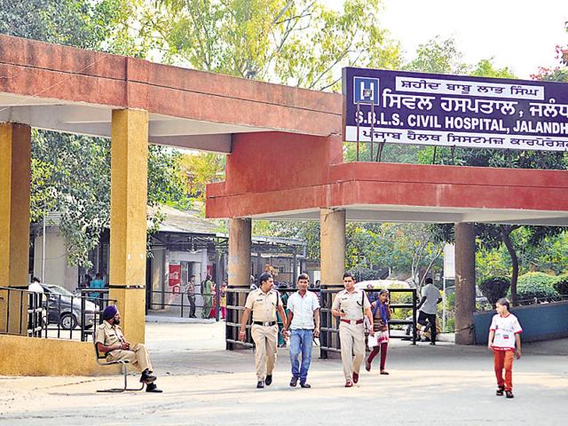 A view of the civil hospital in Jalandhar. (HT File) A view of the civil hospital in Jalandhar. (HT File)