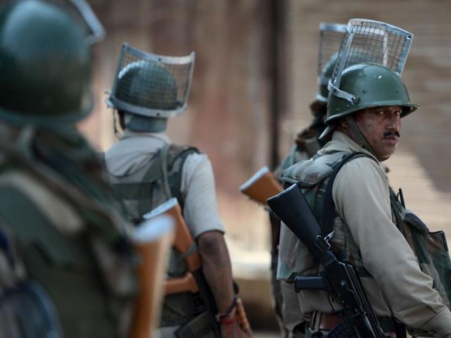 Paramilitary troopers patrol in violence-hit Srinagar. Indian Army has identified 5-6 populated areas in South Kashmir where it will deploy additional forces. (AFP Photo) Paramilitary troopers patrol in violence-hit Srinagar. Indian Army has identified 5-6 populated areas in South Kashmir where it will deploy additional forces. (AFP Photo)