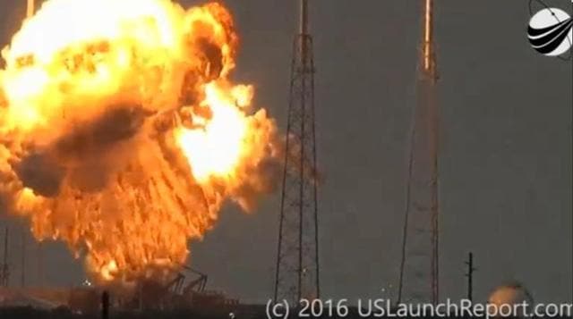 An explosion on the launch site of a SpaceX Falcon 9 rocket is shown in this still image from video in Cape Canaveral on September 1, 2016 (Reuters) An explosion on the launch site of a SpaceX Falcon 9 rocket is shown in this still image from video in Cape Canaveral on September 1, 2016 (Reuters)