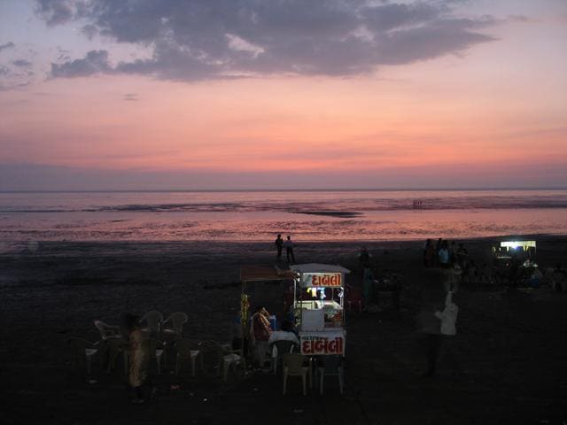 You’ll find that time slows down in Dahanu.