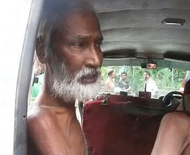 Arun Saha, 65, the elder brother who kept her mother’s body in the room. (HT Photo) Arun Saha, 65, the elder brother who kept her mother’s body in the room. (HT Photo)