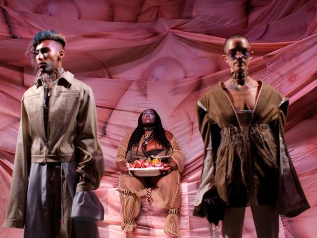 When you are a designer, it’s your show and you can do whatever you want, but let’s all just agree to call a spade a spade, and take these moments and outfits for what they are, which is really, really weird. The MAISON the FAUX presentation of CHUBBY CHASER during New York Fashion Week in Manhattan, for instance, had not your usual models, and some not models at all, walk the ramp. (REUTERS)