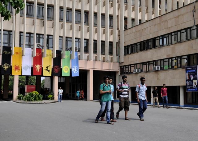 Students at IIT Delhi campus in New Delhi.(Hindustan Times) Students at IIT Delhi campus in New Delhi.(Hindustan Times)