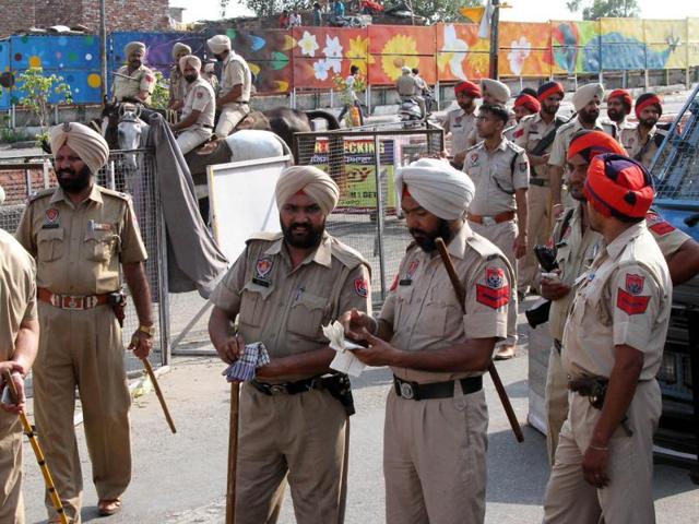 Heavy police was deputed to manage the crowd. (JS Grewal/HT Photo)