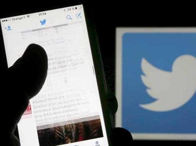 Uttar Pradesh DGP Javeed Ahmed had issued directions to all officials to become active on social media. (Sunil Ghosh/HT File Photo) Uttar Pradesh DGP Javeed Ahmed had issued directions to all officials to become active on social media. (Sunil Ghosh/HT File Photo)