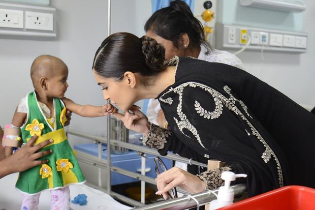 Sonam Kapoor wants to work towards making the country a better place.