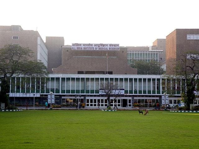A policeman injured in a militant attack on security forces on Independence Day in Kashmir succumbed to his injuries while undergoing treatment at AIIMS . (HT File Photo) A policeman injured in a militant attack on security forces on Independence Day in Kashmir succumbed to his injuries while undergoing treatment at AIIMS . (HT File Photo)