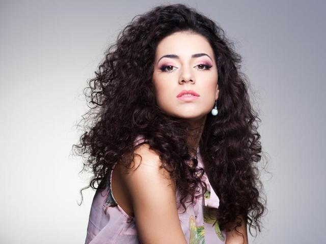 Here’s some great news for you ladies struggling with dryness and frizziness of your curls. Here’s some great news for you ladies struggling with dryness and frizziness of your curls.