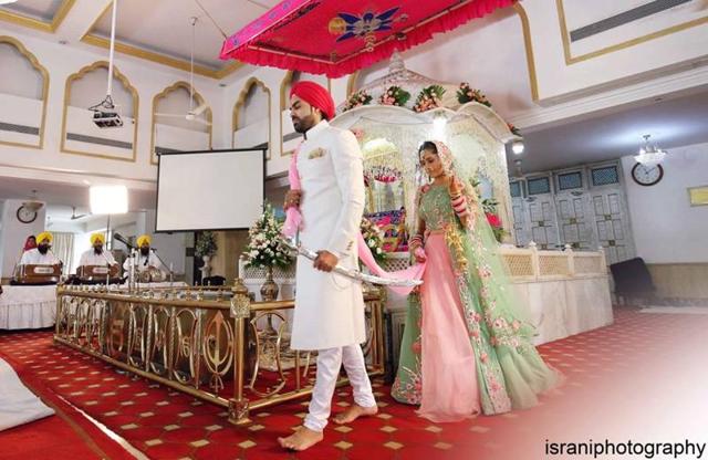 Mayank and Hunar married in August, 2016.