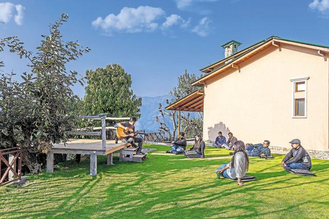 The project in Bhimtal is a space where the creative community can hold music and painting sessions. The project in Bhimtal is a space where the creative community can hold music and painting sessions.