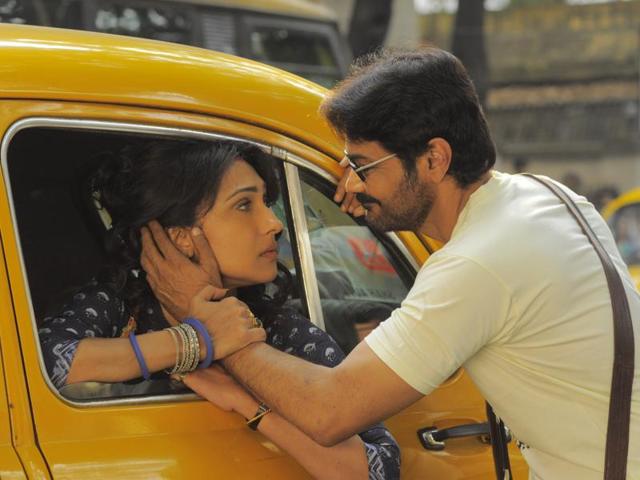 The lead pair of Praktan, Prosenjit Chatterjee and Rituparna Sengupta.(Samir Jana/HT)