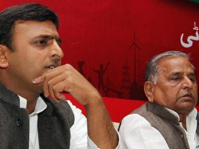 Uttar Pradesh chief minister Akhilesh Yadav and his father and Samajwadi Party chief Mulayam Singh Yadav. (HT File Photo) Uttar Pradesh chief minister Akhilesh Yadav and his father and Samajwadi Party chief Mulayam Singh Yadav. (HT File Photo)