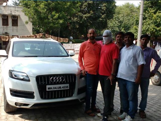 Satendra Singh Shekhawat (35), an MBA in marketing, allegedly stole over twenty luxury cars including Audis, Mercedes’ and BMWs from different hotel. Satendra Singh Shekhawat (35), an MBA in marketing, allegedly stole over twenty luxury cars including Audis, Mercedes’ and BMWs from different hotel.