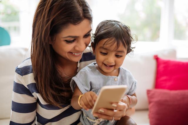 During the study, 715 families responded confirming that using touchscreen is extremely common in toddlers. (Shutterstock) During the study, 715 families responded confirming that using touchscreen is extremely common in toddlers. (Shutterstock)