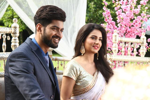 Om and Subhashree play the romantic lead in Prem Ki Bujhini. (Eskay Movies)