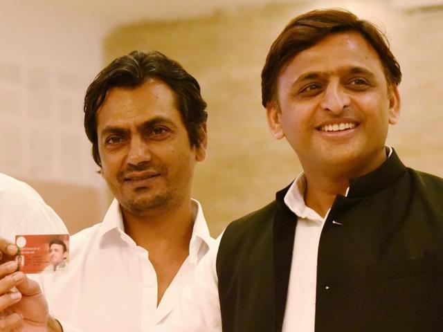 Uttar Pradesh chief minister Akhilesh Yadav launches Kisan Bima Yojna with Bollywood actor Nawazuddin Siddiqui in Lucknow. (PTI Photo) Uttar Pradesh chief minister Akhilesh Yadav launches Kisan Bima Yojna with Bollywood actor Nawazuddin Siddiqui in Lucknow. (PTI Photo)