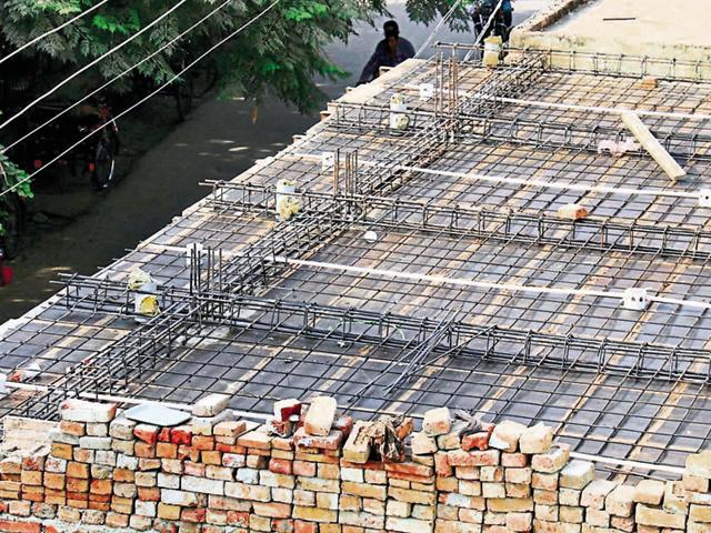 The under-construction building near Qila Mubarak in Bathinda.(Sanjeev Kumar/HT)