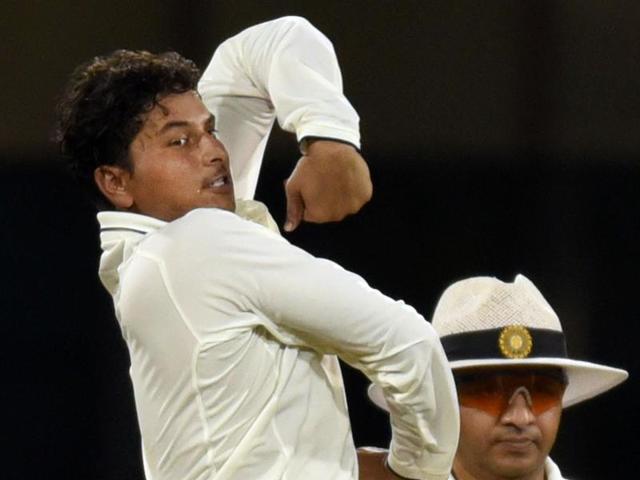 India Red Bowler Kuleep Yadav in action against India Blue during the Duleep Trophy.(Virendra Singh Gosain/HT PHOTO) India Red Bowler Kuleep Yadav in action against India Blue during the Duleep Trophy.(Virendra Singh Gosain/HT PHOTO)