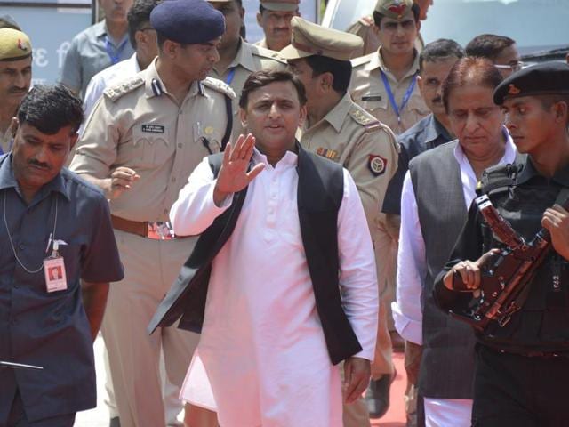 Akhilesh Yadav is the CM face in Uttar Pradesh and would like to have the final say in the selection of party candidates.(HT File Photo)