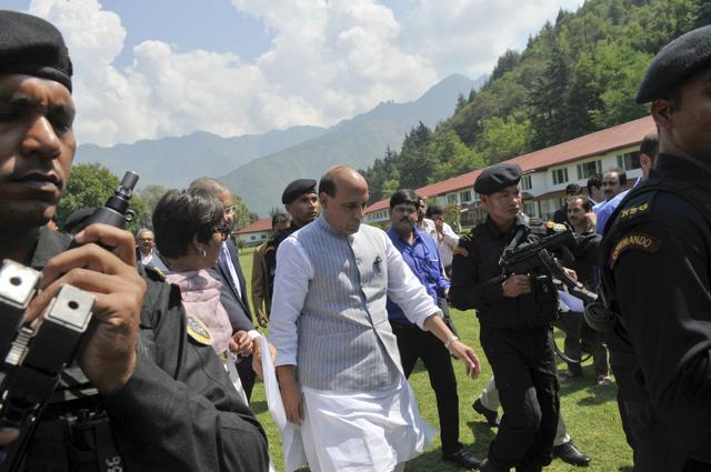 Home Minister Rajnath Singh led an all-party delegation to Kashmir at the beginning of September. l (Waseem Andrabi / HT Photo ) Home Minister Rajnath Singh led an all-party delegation to Kashmir at the beginning of September. l (Waseem Andrabi / HT Photo )