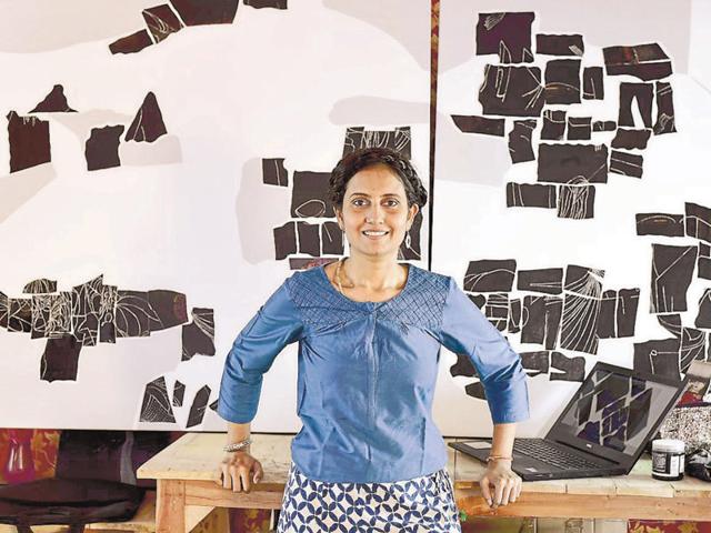 A graduate of the College of Art, Anni Kumari, has sold four paintings in the last four years through an online art platform.(Sanjeev Verma/HT Photo)