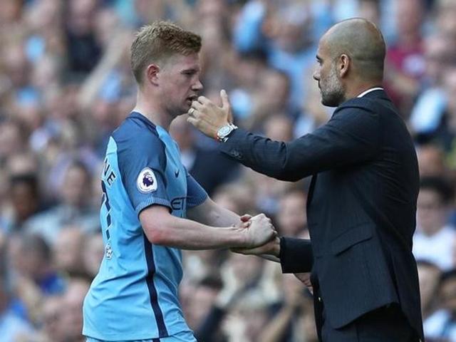 Kevin De Bruyne scores City’s first goal from a free kick. (REUTERS) Kevin De Bruyne scores City’s first goal from a free kick. (REUTERS)